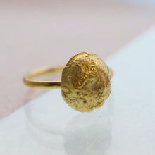 Load image into Gallery viewer, Large Moonrock Ring - Gold plated