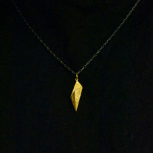 Load image into Gallery viewer, Petal Pendant - Gold Plated